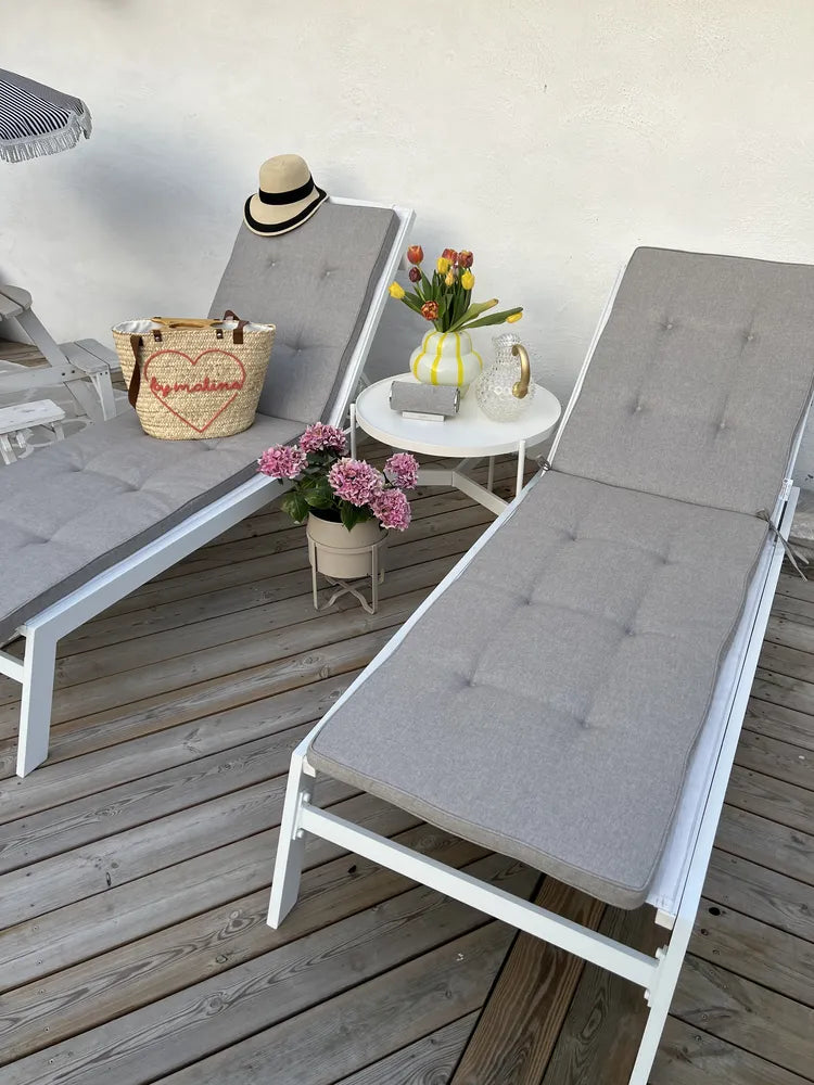 Onda Aluminium Garden Sun Lounger – White