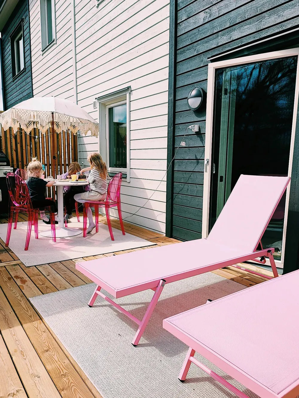 Riva Aluminium Reclining Sun Lounger – Blush Pink