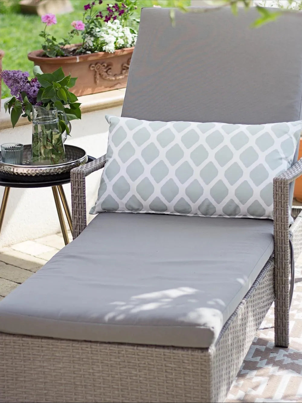 Vela Rattan Reclining Sun Lounger – Grey