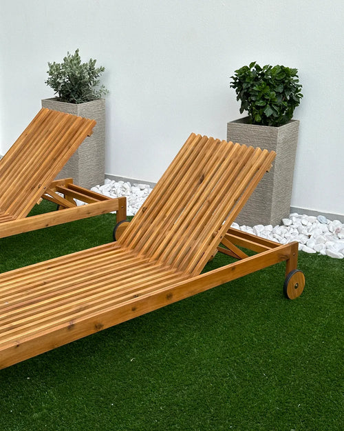 Alba Acacia Wood Reclining Sun Lounger – Natural