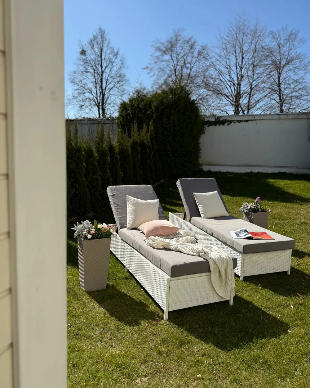 Corda Rattan Reclining Sun Lounger – White